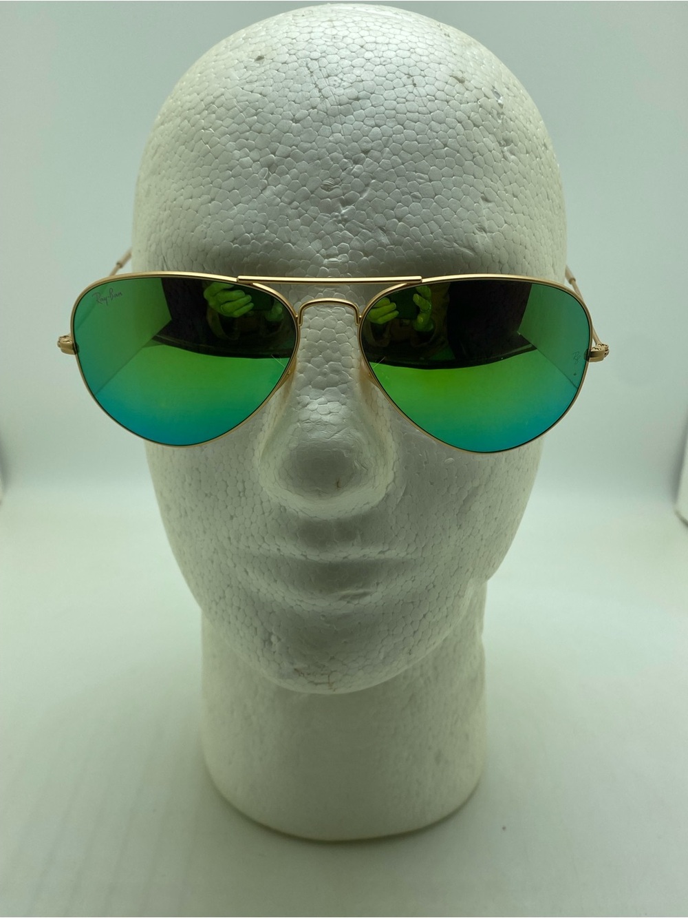 Ray Ban RB3025 Aviator Gold Frame Aviator Sunglasses with Green Mirrored Lenses